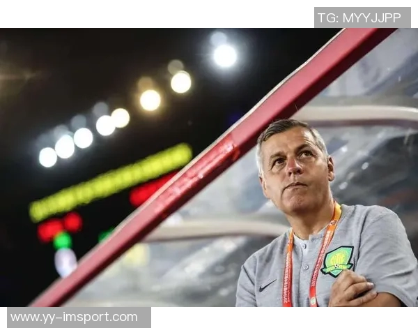 老里直言球队表现不佳却将责任推给裁判与他人缺乏自省意识