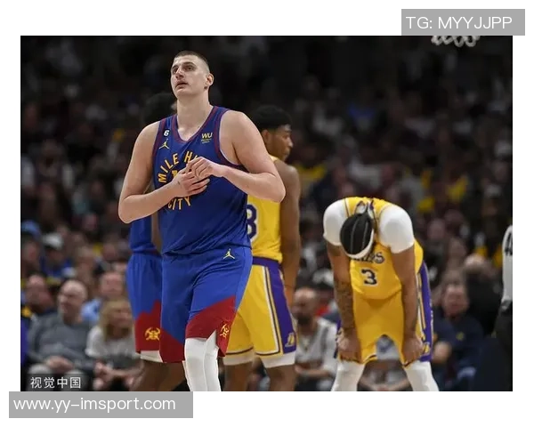 湖人队赛季至今仅有八村塁拉拉维亚和范德彪三人全勤出战九场比赛 湖人队赛季至今仅有八村塁拉拉维亚和范德彪三人全勤出战九场比赛