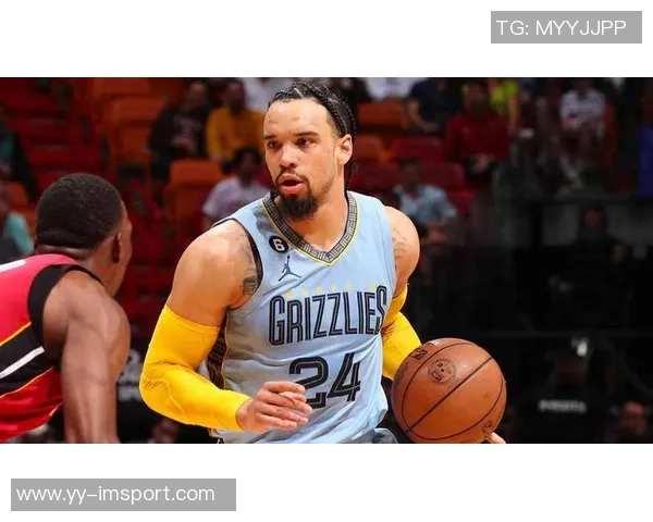 狄龙单核发力24分6板表现抢眼末节状态下滑仅得3分