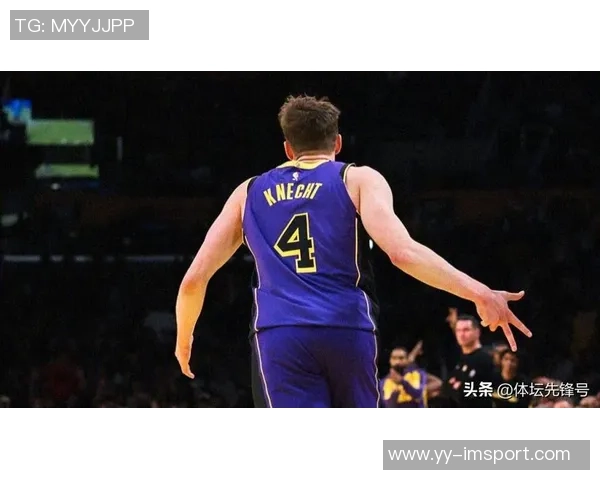 浓眉末节发威砍下11分9板自信表示最后四分钟是我的进攻时刻