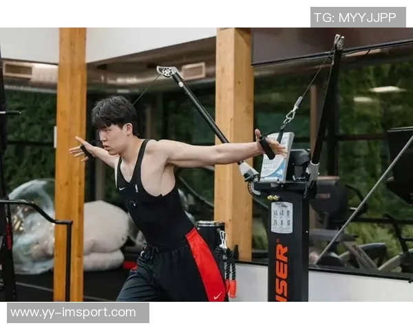 杨瀚森谈球队增重要求：我自然发展觉得自己挺好